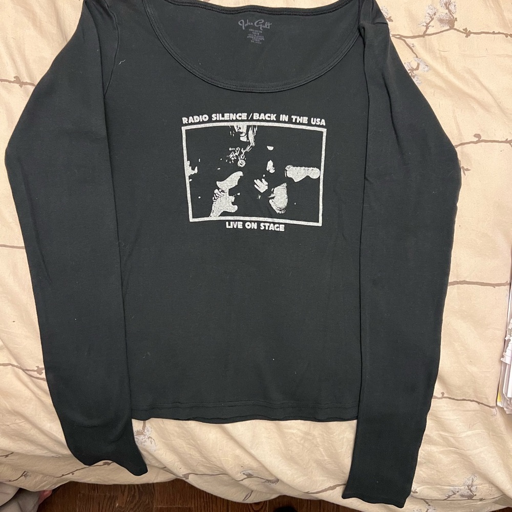 Brandy Melville Radio Silence Black long sleeve Tee